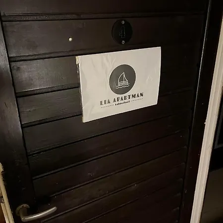 Lia * באלאטונפורד